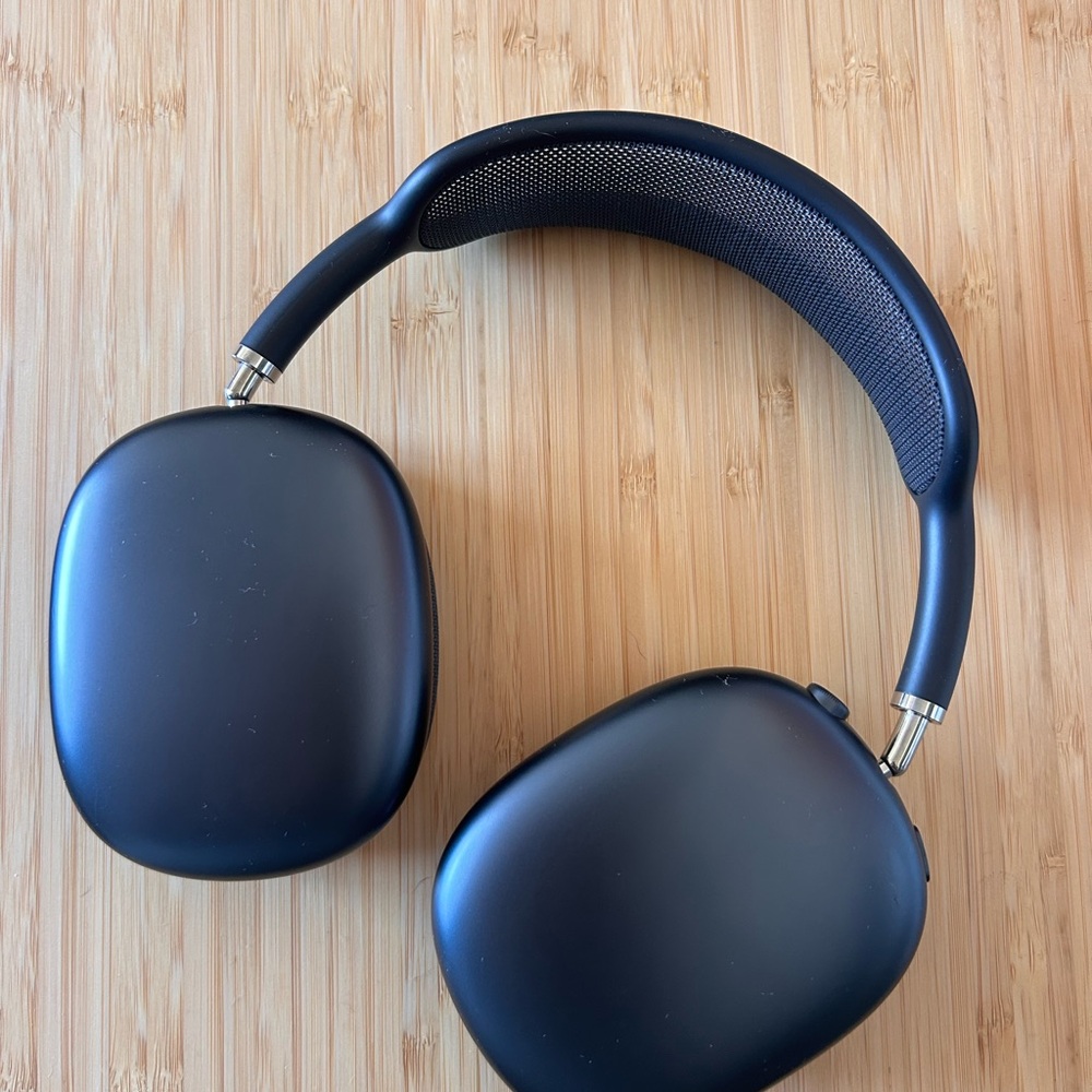 Apple Air pods max